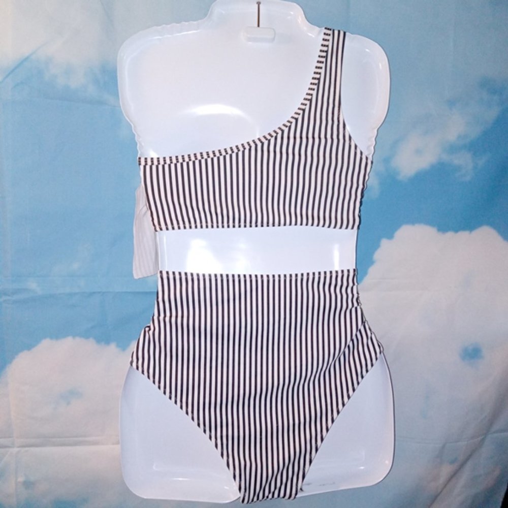 Women’s 2-piece One-shoulder Doubled Ruffled Black & White pinstripe bikini NEW - Picture 4 of 7